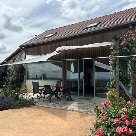 Dans Ancien Vignoble De France Avec Piscine Partagee - Fr-1-489-545 *